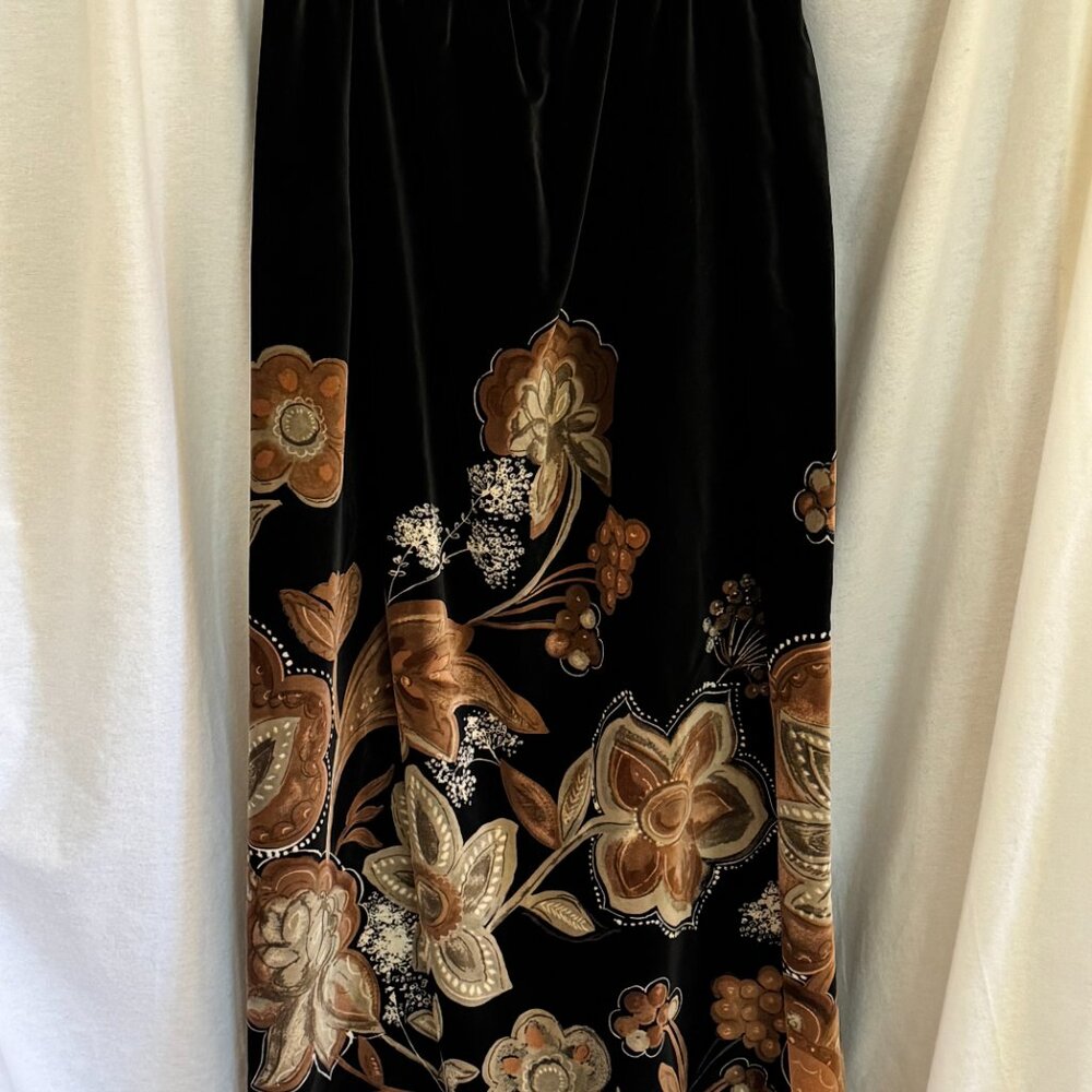 Vintage Black Sheered Velvet, 1970's, Maxi skirt, Size 10/12.